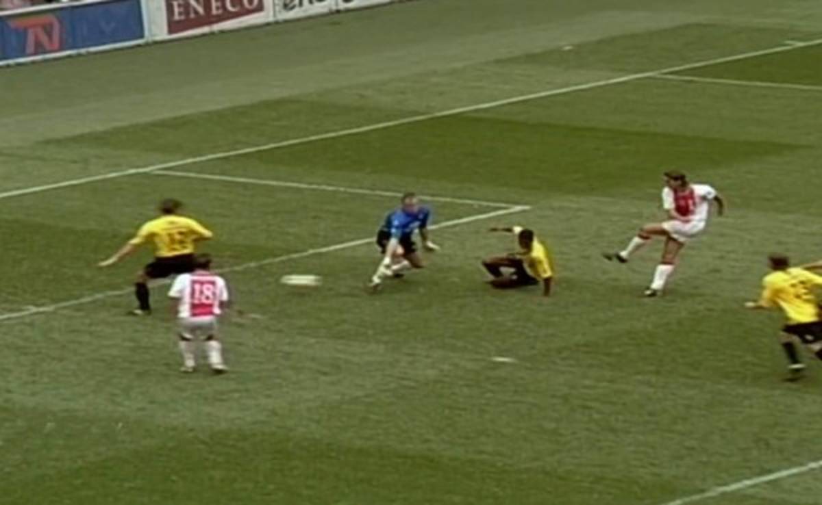 VIDEO: Se cumplen diez años del mejor gol de Zlatan Ibrahimovic