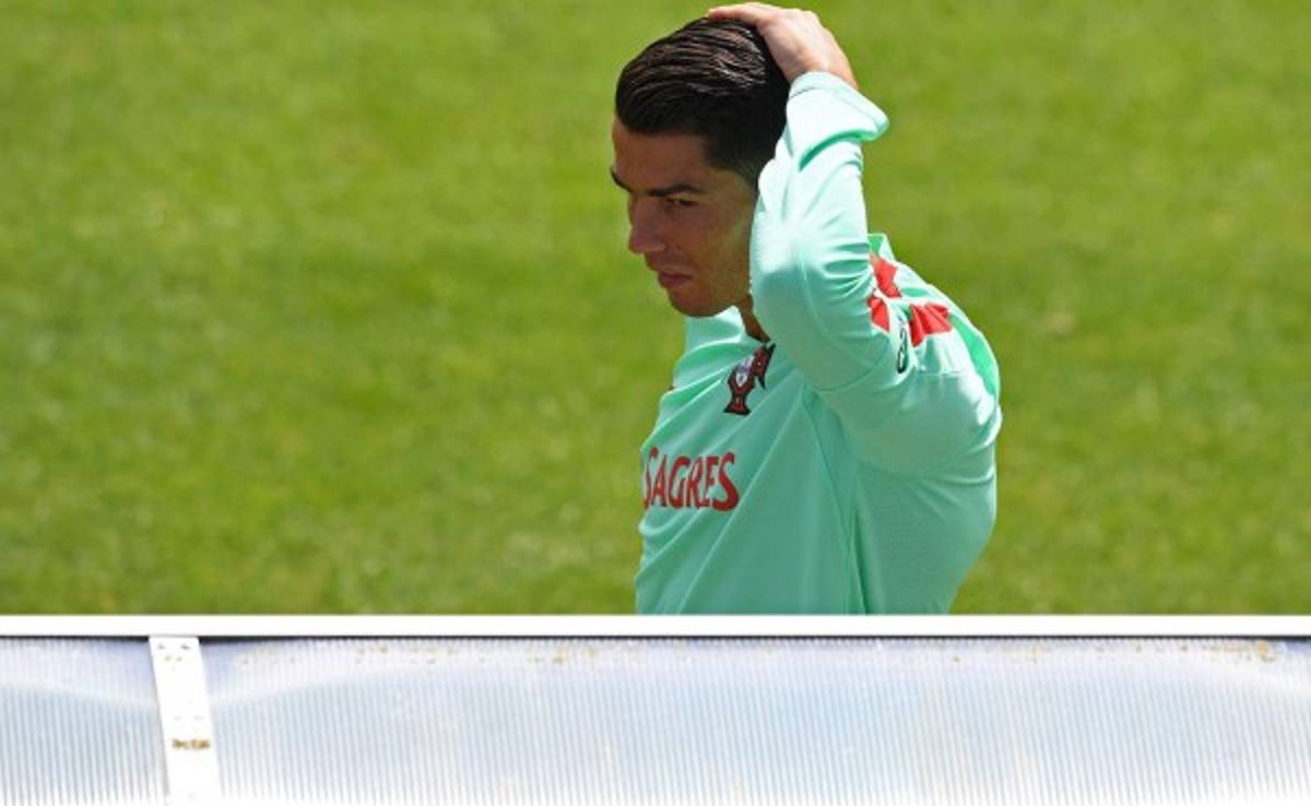 Los ataques contra Cristiano no cesan y lo comparan con Messi