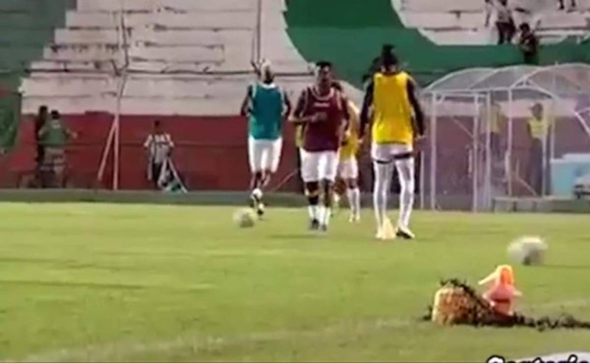 VIDEO: Momentos de terror en un estadio de Ecuador durante terremoto
