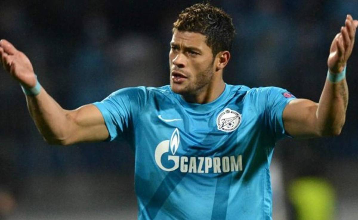 Brasileño Hulk desiste participar en el sorteo de este sábado