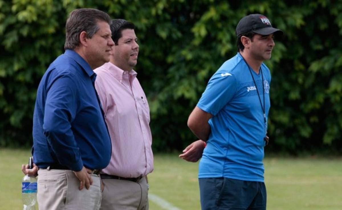 Julio Gutiérrez respalda a Diego Vázquez y jugadores de Motagua