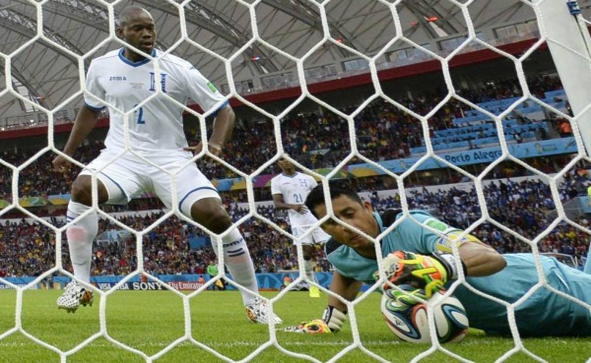 FIFA aprueba tecnología de línea de gol para Mundial femenino de Canadá