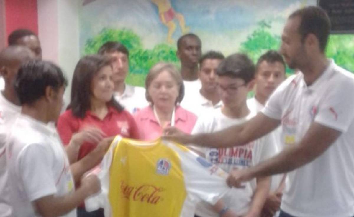 Olimpia jugará de color amarillo en apoyo a los niños con cáncer