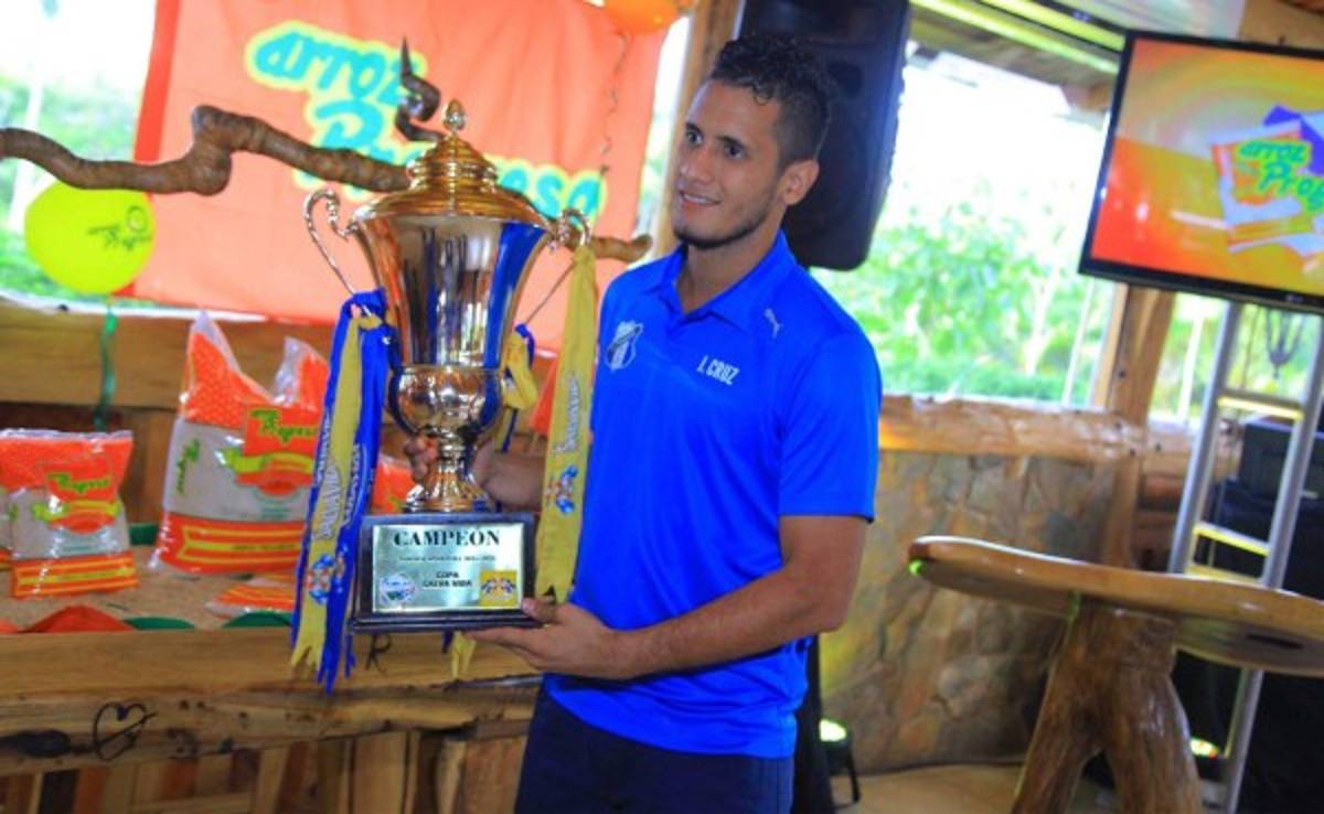 Javier Cruz: 'El tiempo de ser una promesa se terminó, ahora tiene que ser una realidad'