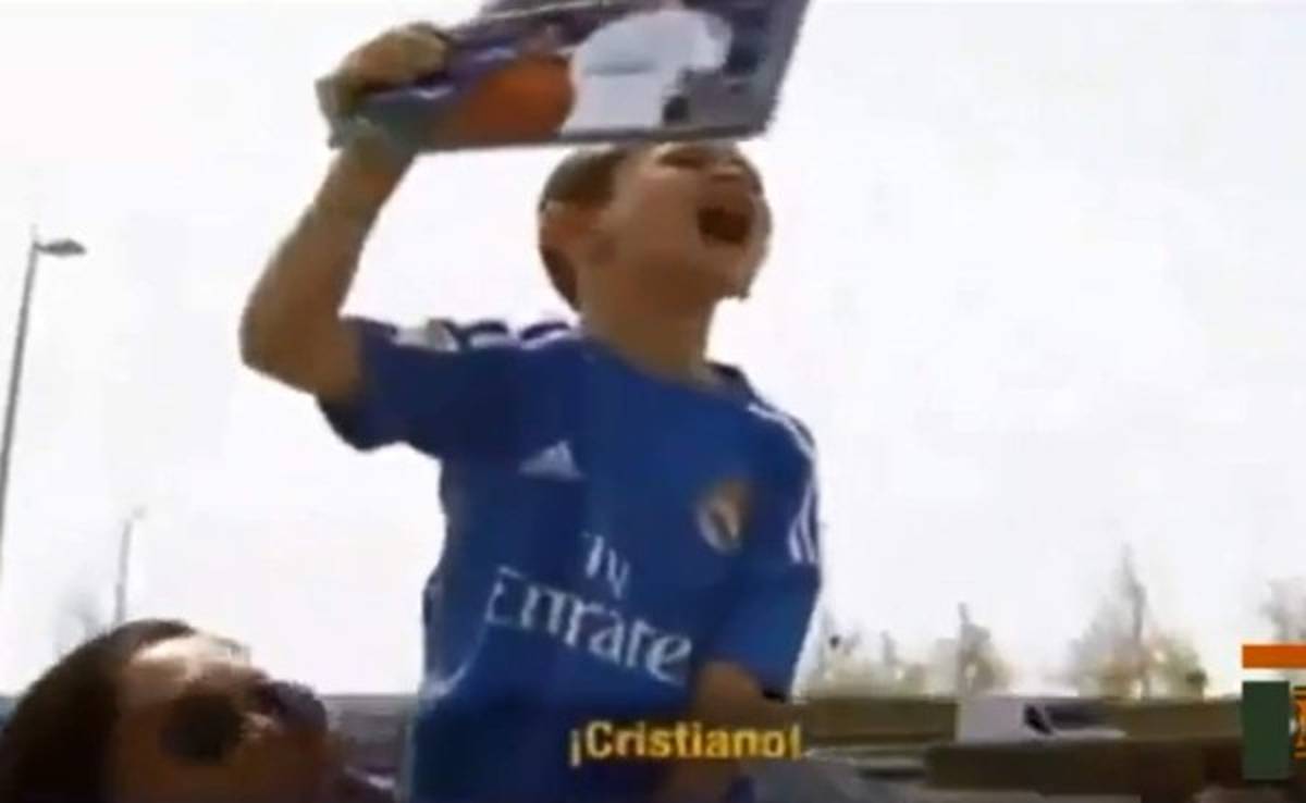 VIDEO: Cristiano Ronaldo hace llorar a un niño por no saludarlo