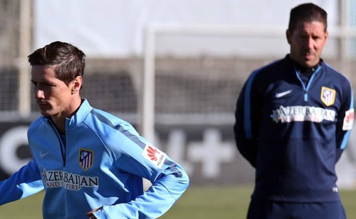 Simeone: 'A Torres lo valoro y exijo como futbolista, no como ídolo del club'