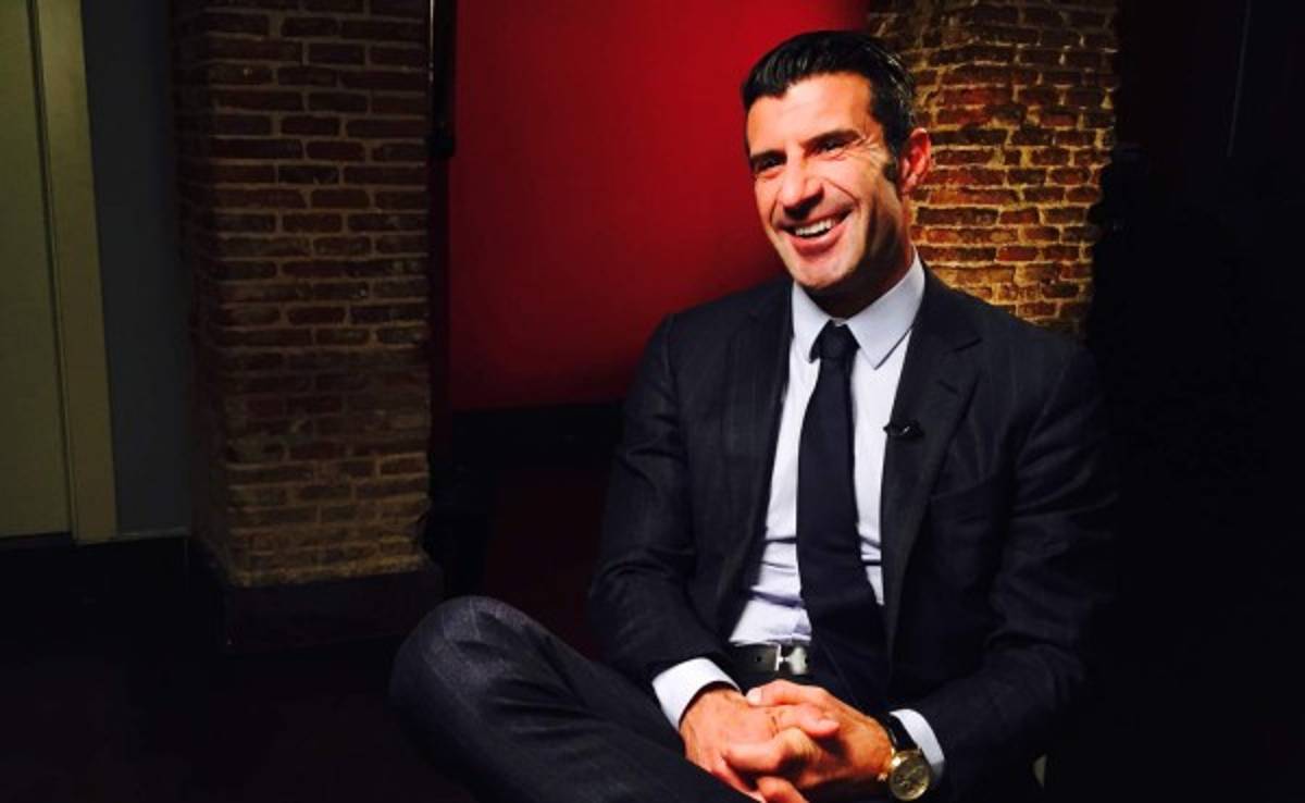 Exjugadores del Real Madrid muestran su apoyo a Figo para liderar la FIFA