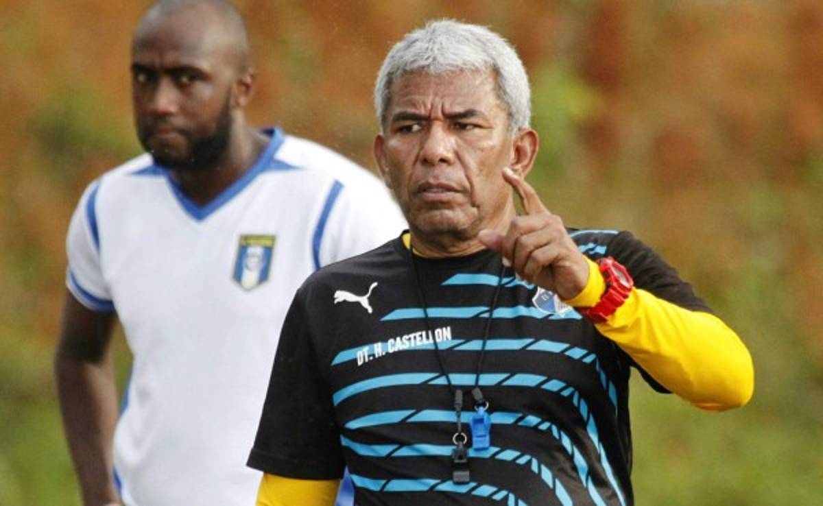 Héctor Castellón: 'Si a las 3:00 am quieren, a esa hora jugamos'