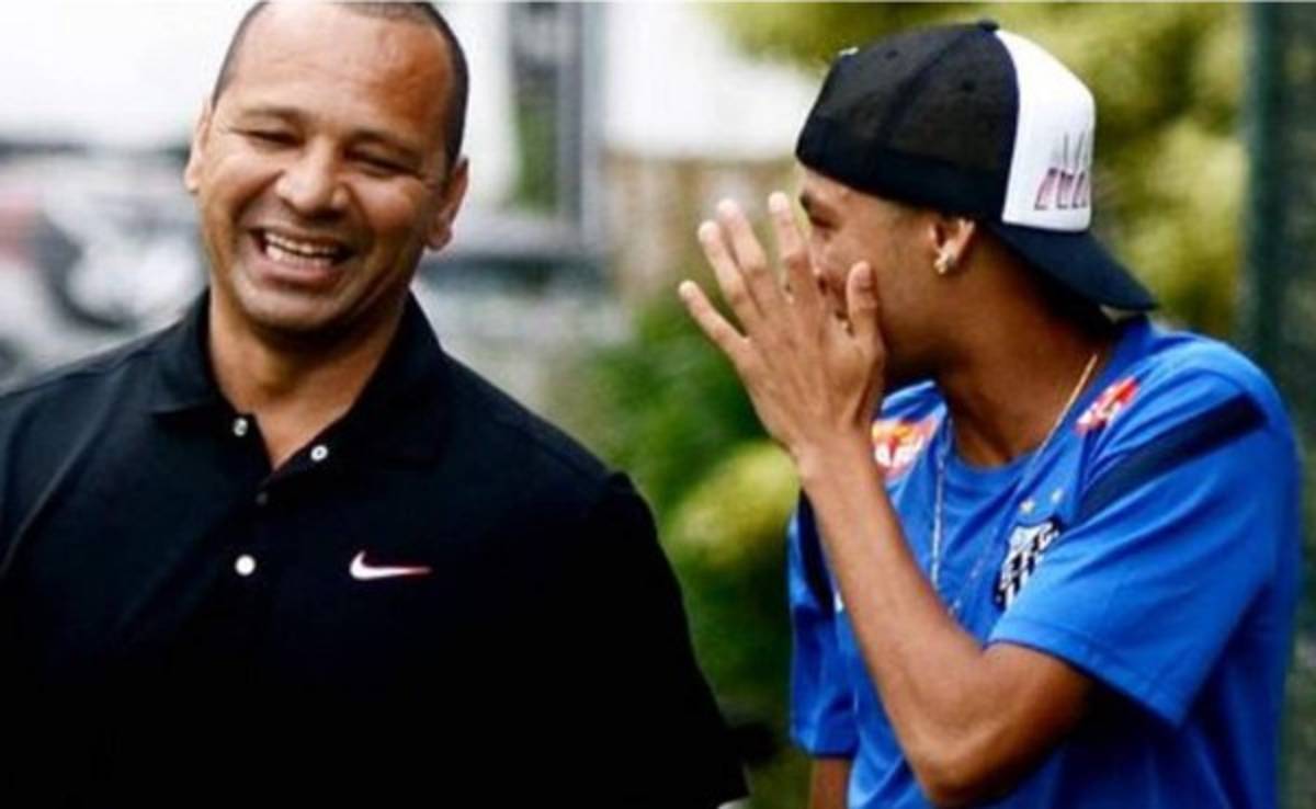 Ex presidente del Santos: 'Pagué orgías al padre de Neymar'