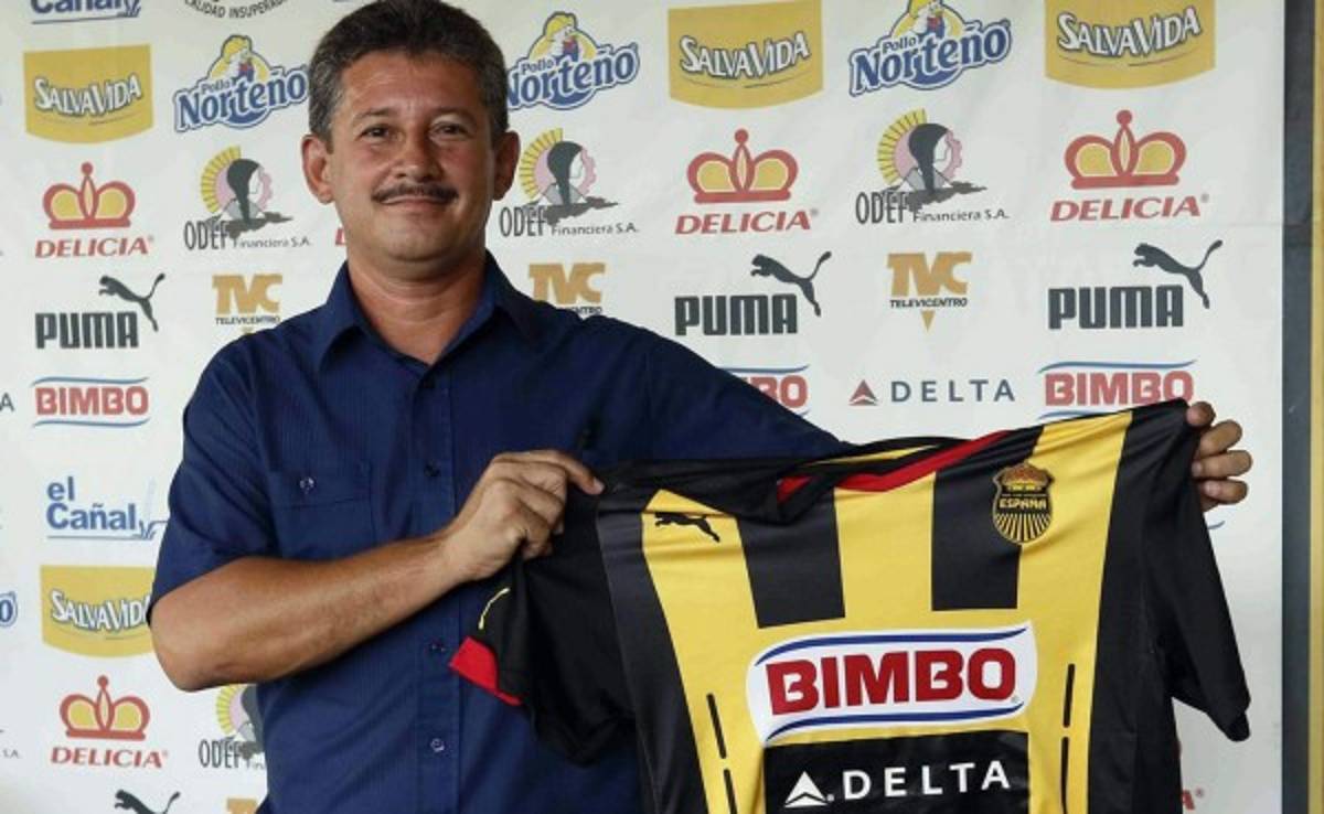 Mauro Reyes: 'Otro delantero y un volante abierto es lo que urge'