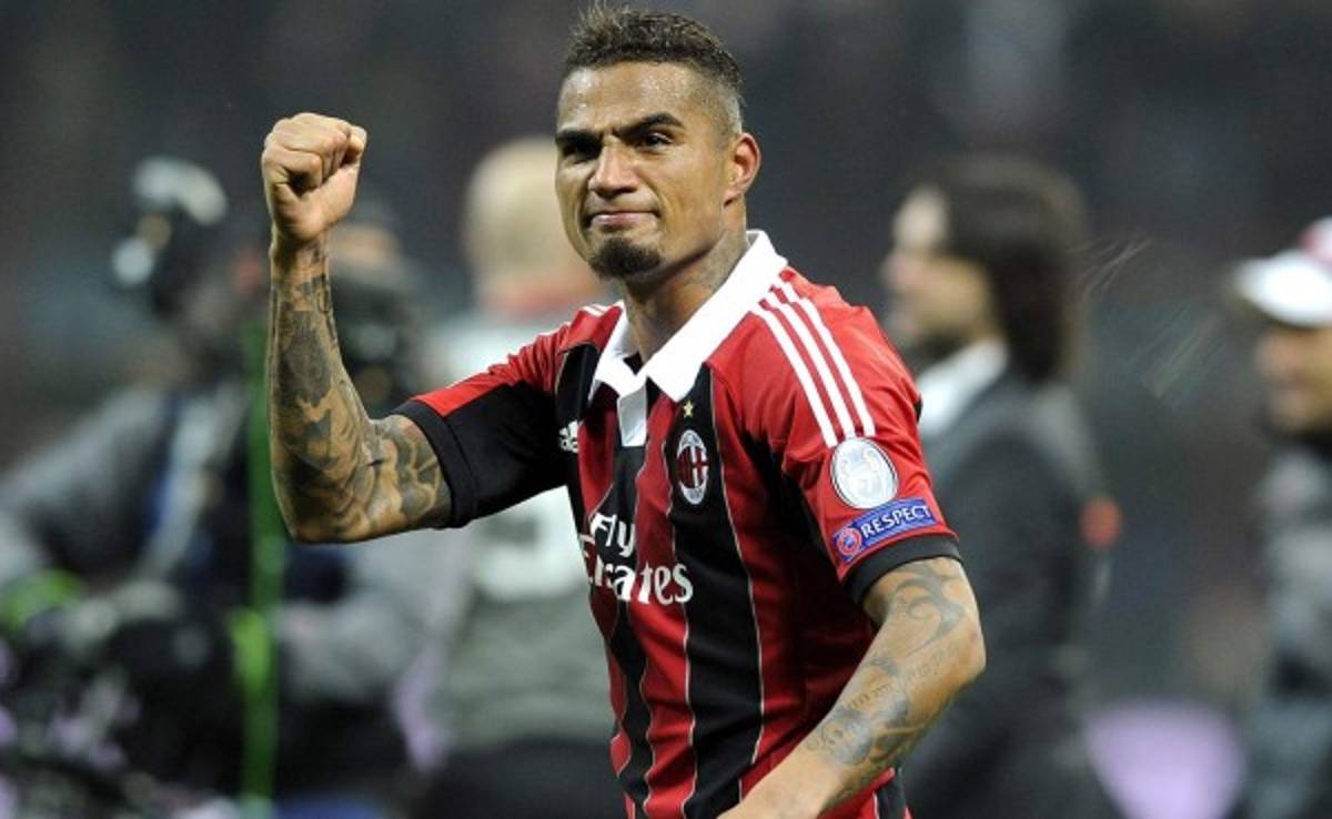 Kevin-Prince Boateng firma con el AC Milan
