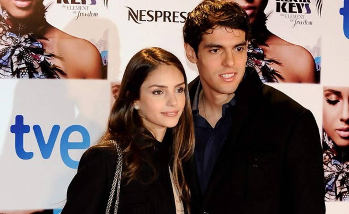 Brasileño Kaká confirma su separación de Carol Celico