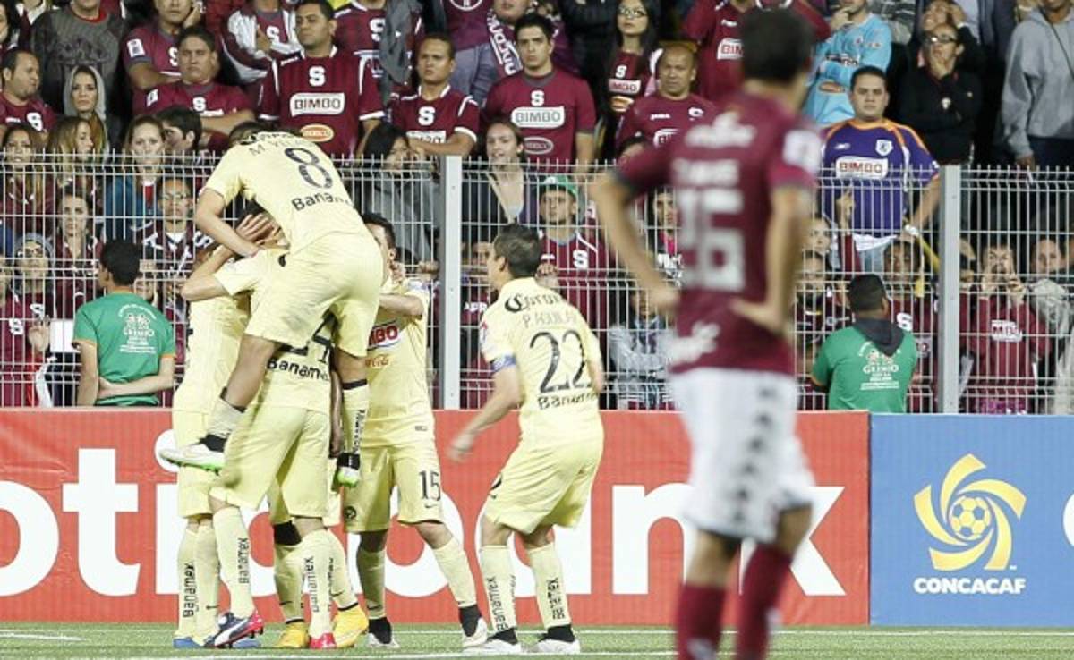 América goleó al Saprissa y puso un pie en las semifinales de la Concacaf