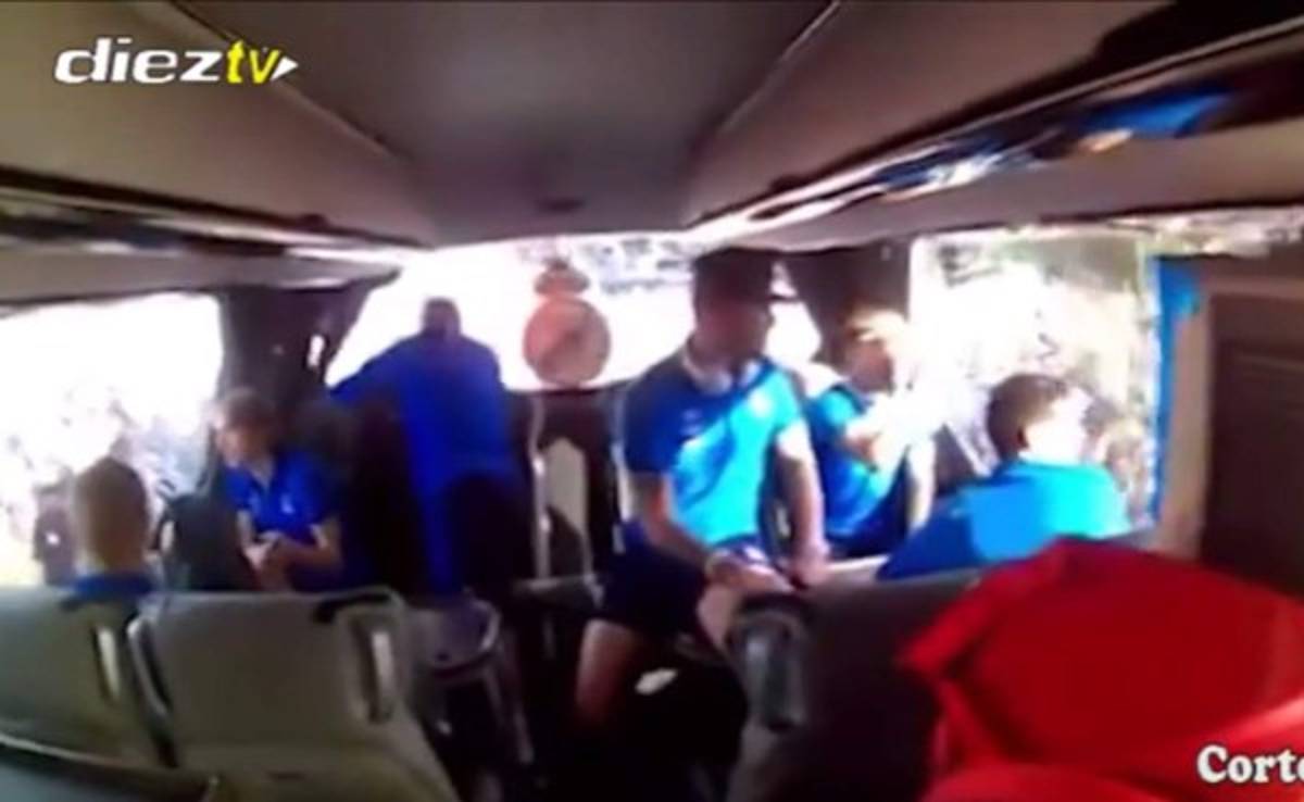 VIDEO: Así retumbó por dentro autobús del Real Madrid en espectacular recibimiento