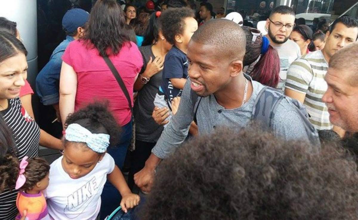 Boniek García arribó a Honduras para incorporarse a la selección