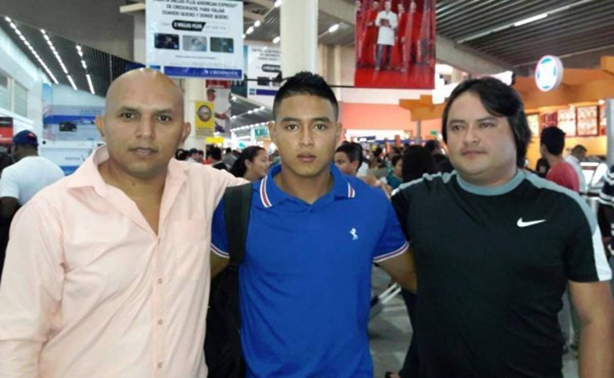 El volante Erick Arias viajó a Europa para unirse al FC Chiasso de Suiza