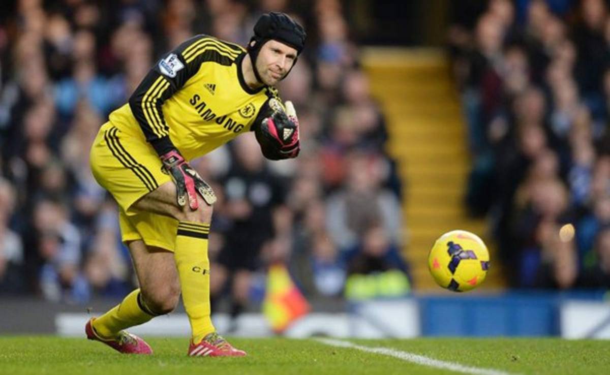 El Chelsea niega haber recibido ofertas por Petr Cech