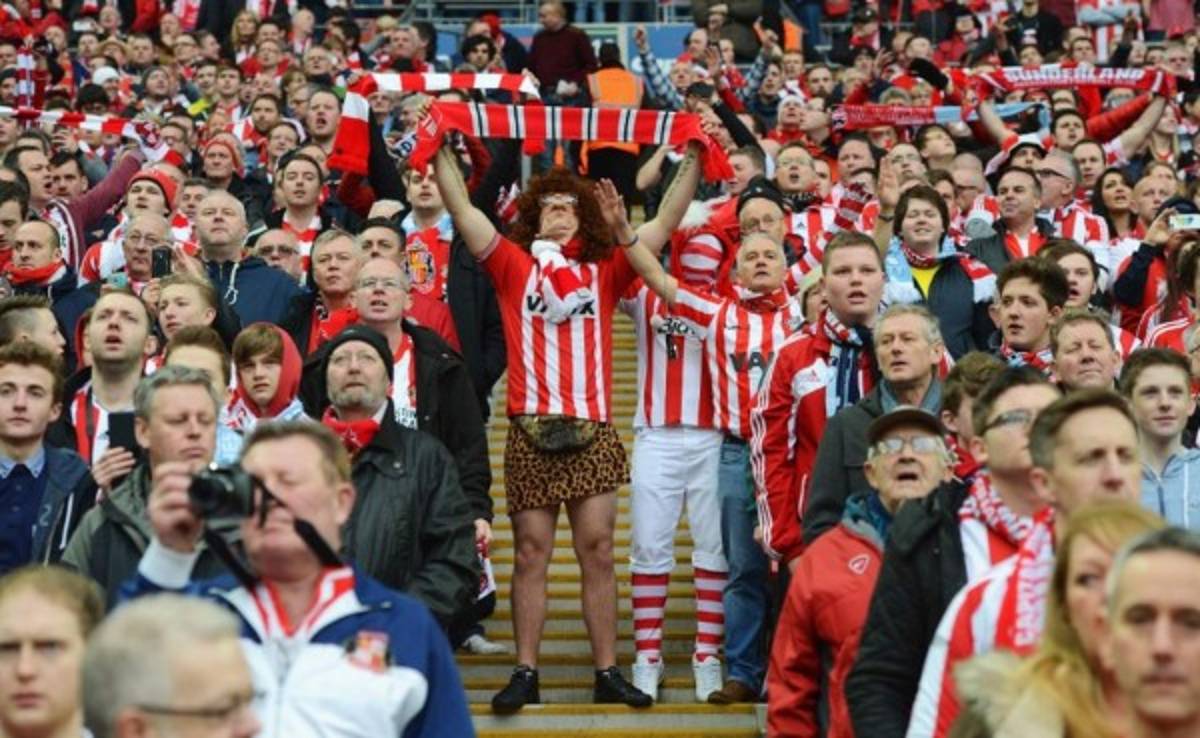 Jugadores del Sunderland reembolsarán las entradas tras perder 8-0