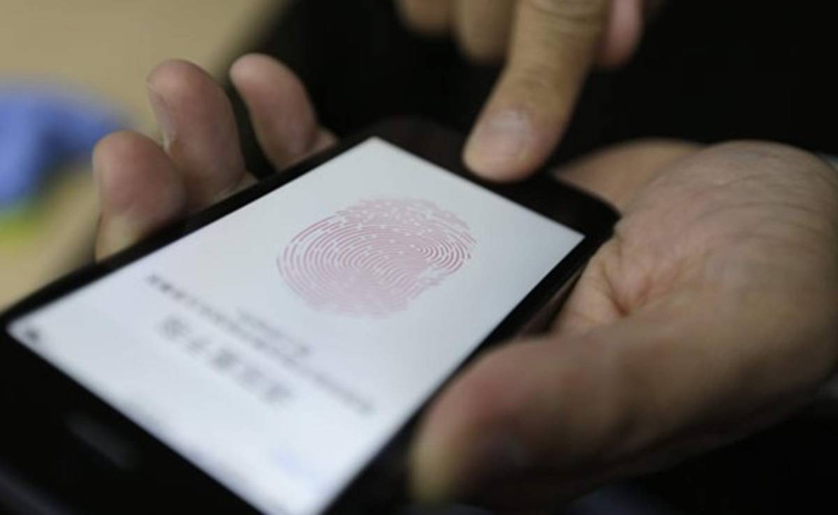 Hombre ruega a Apple que desbloquee el iPhone de su hijo fallecido