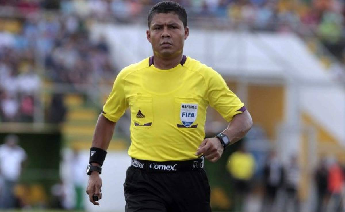 Armando Castro, único árbitro hondureño que pelea por ir a Rusia