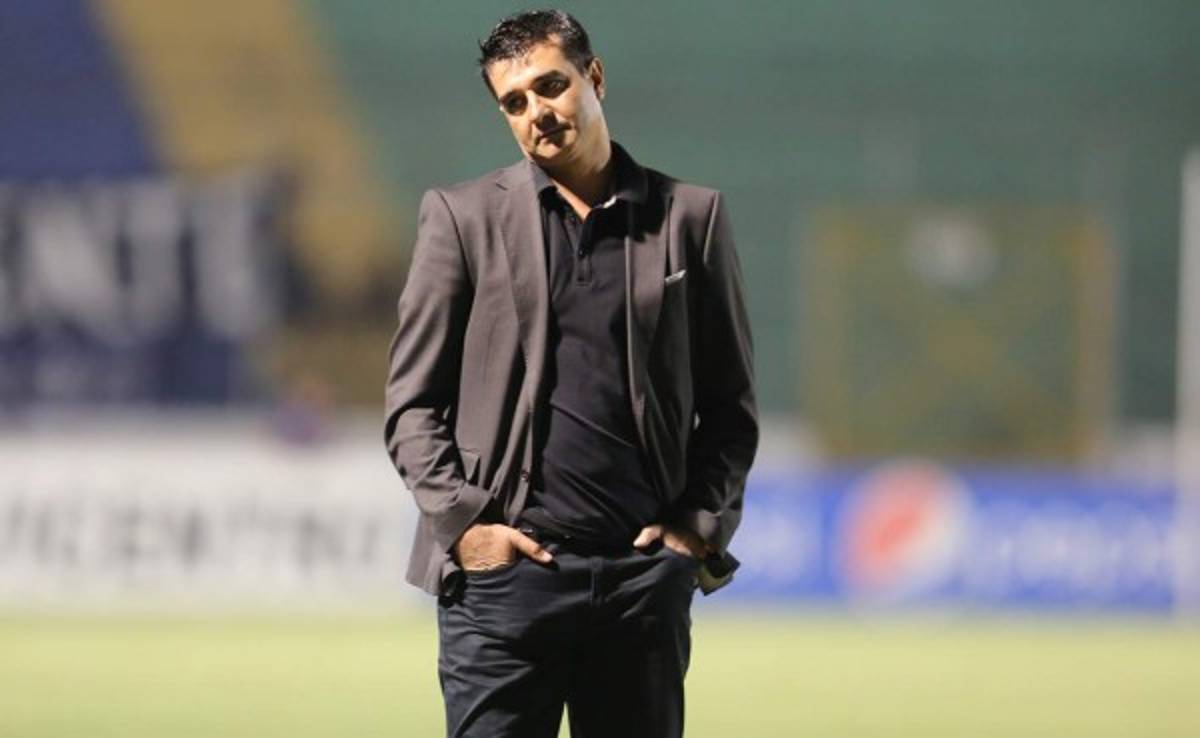 Juan Carlos Suazo sobre Diego: 'No lo vamos a botar así por así'