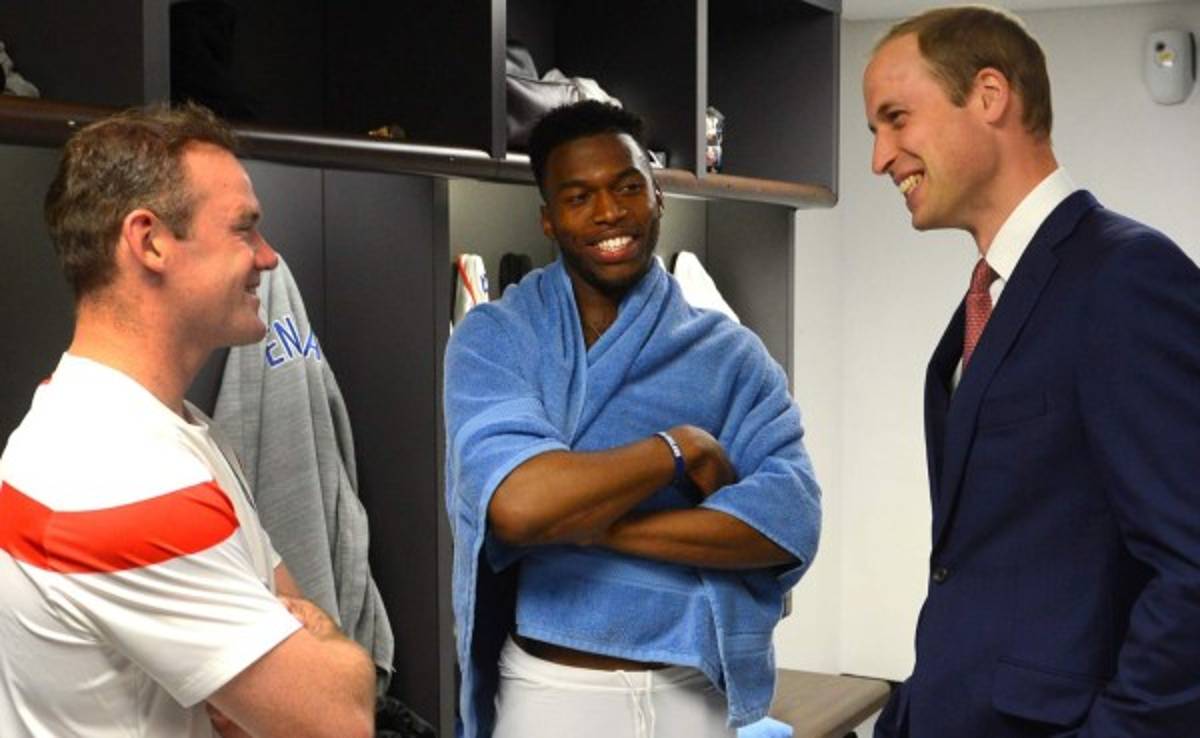 El principe William le desea suerte a la selección de Inglaterra