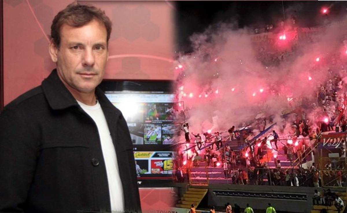 Carlos Prono: ¿Se deben eliminar las barras de los estadios?