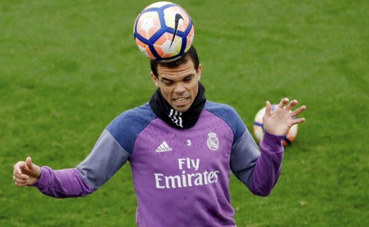 Pepe, un mes de baja en el Real Madrid por lesión muscular