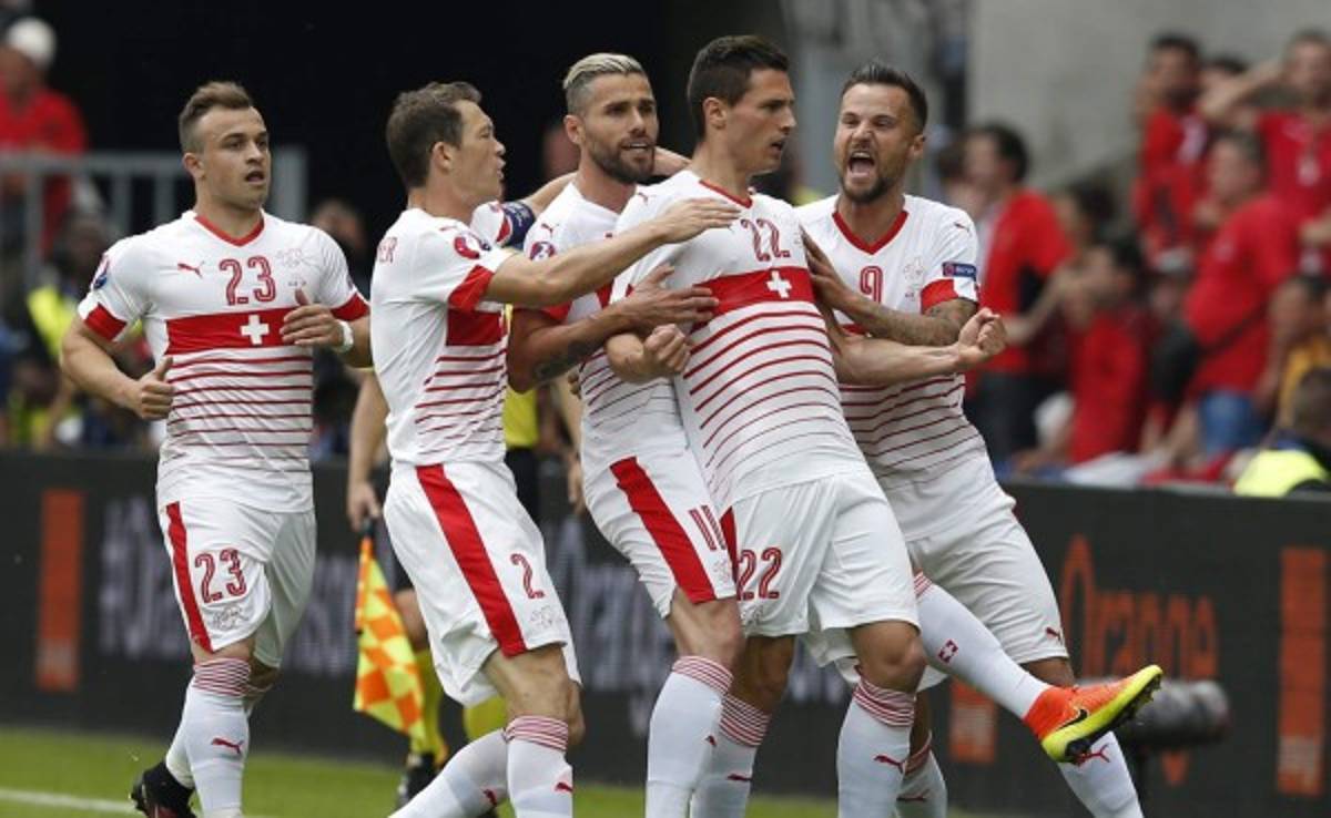 Suiza gana sin brillar ante la debutante Albania en su inicio de Eurocopa