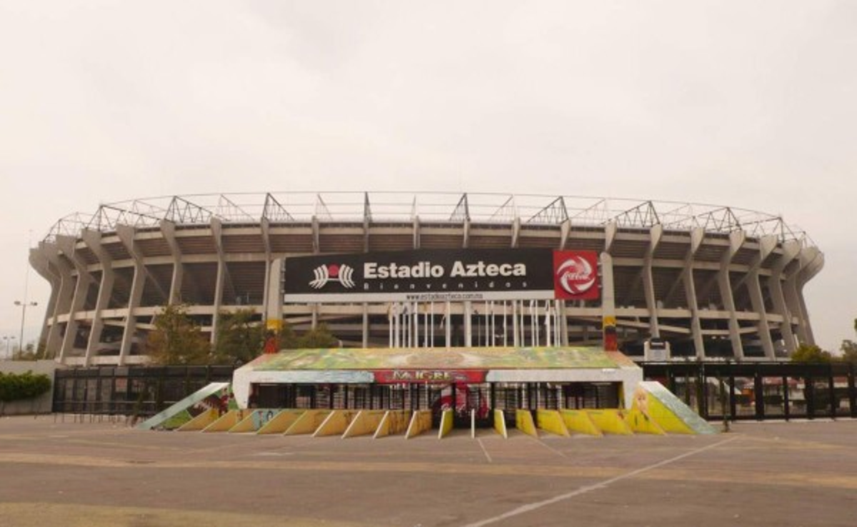 En el estadio Azteca se le rendirá homenaje a Chespirito