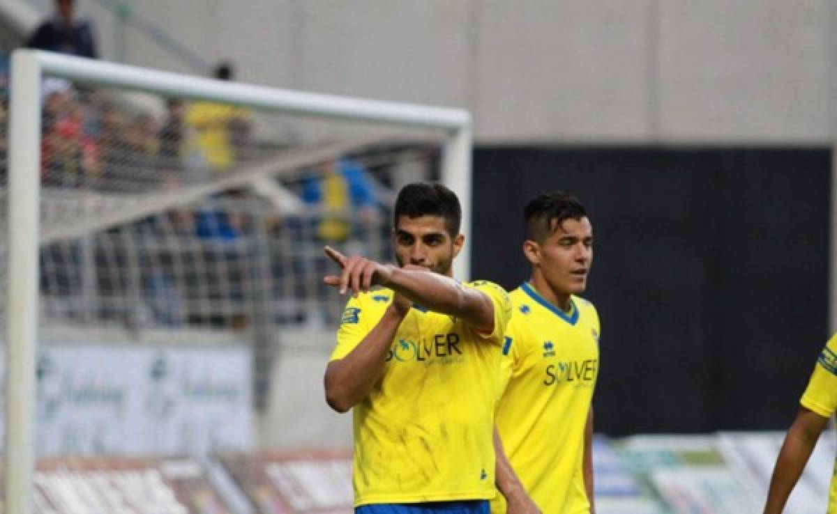 VIDEO: Jona Mejía sumó su gol 17 en la tercera división de España