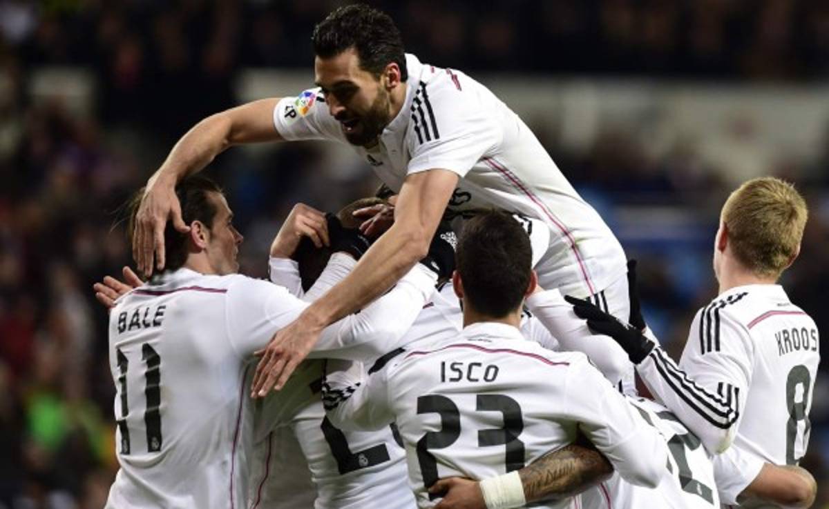 Real Madrid derrota al Sevilla y se aleja del Barcelona y Atlético