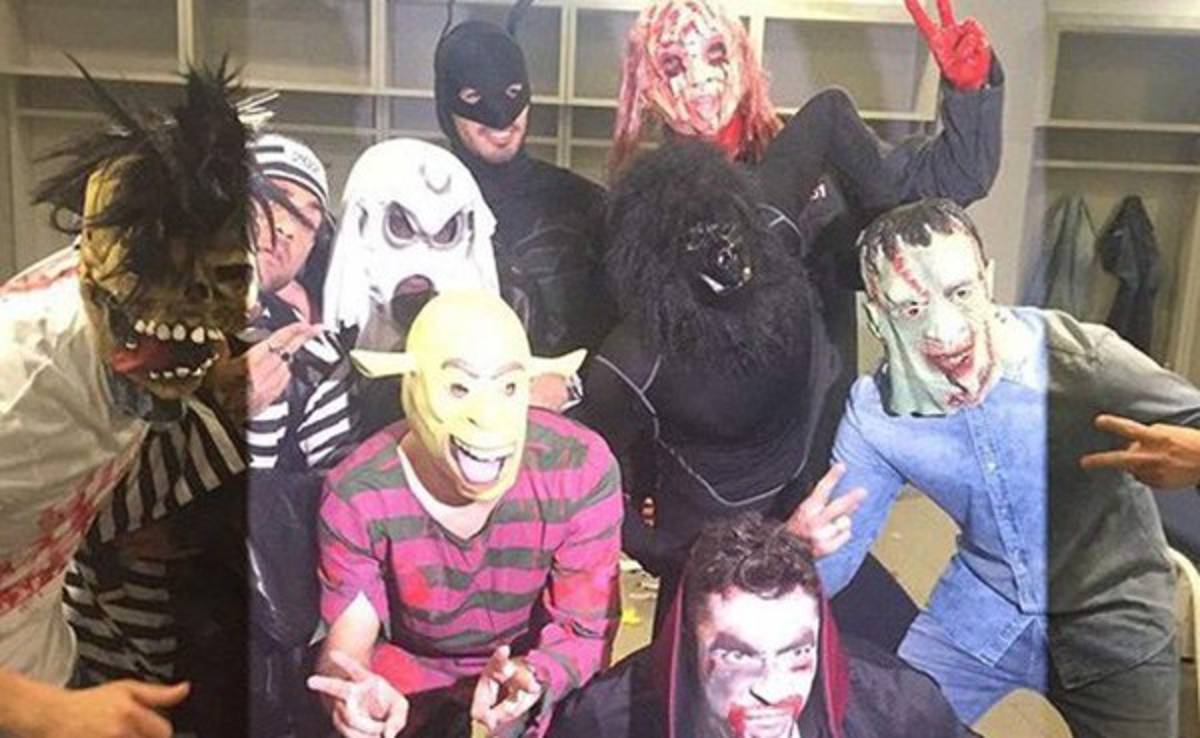 VIDEO: Jugadores del Barcelona se disfrazan y sorprenden a todos