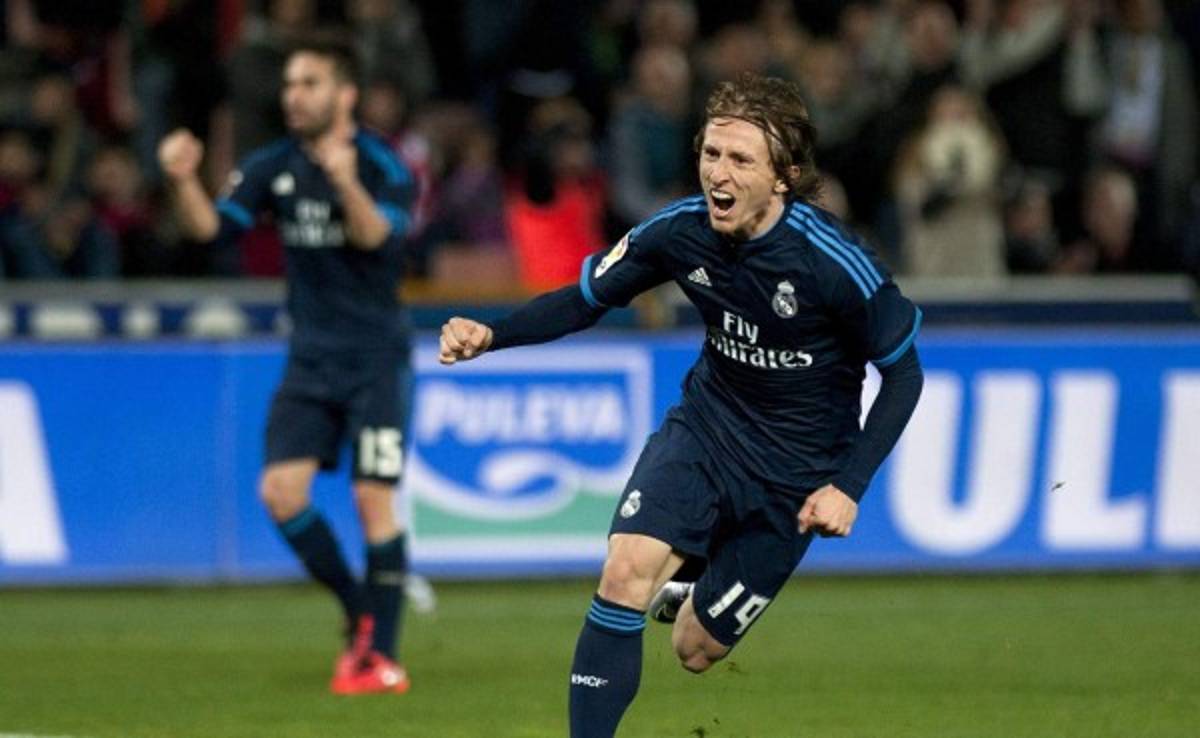 Modric, tras su golazo al Granada: 'Me dice el míster que debo tirar más'