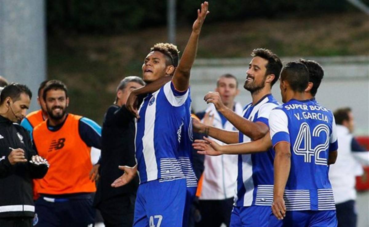 Panameño Ismael Díaz debuta con el Oporto de Portugal