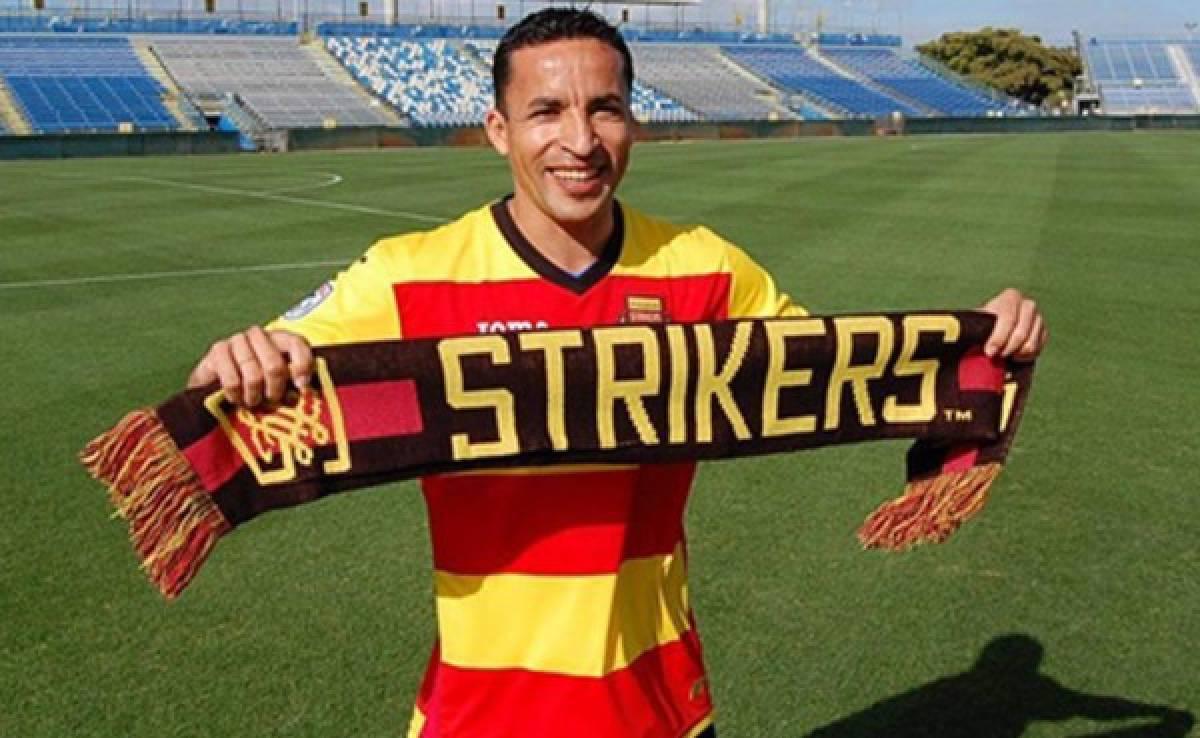 Roger Espinoza sale del retiro: ¡16 grandes futbolistas hondureños que desempolvaron los tacos y volvieron al fútbol!