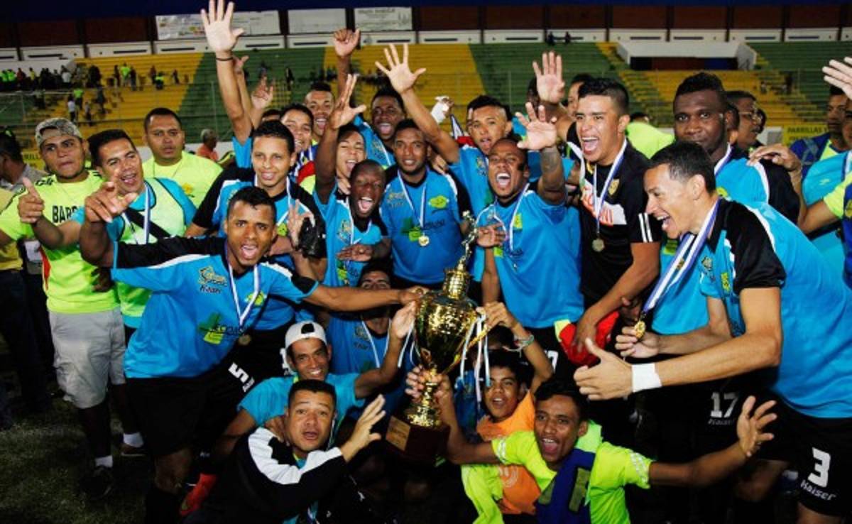 Alianza Becerra es campeón y peleará por ascender con Social Sol