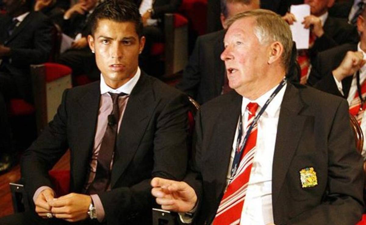 Cristiano Ronaldo cenó con Ferguson tras la derrota ante Schalke 04