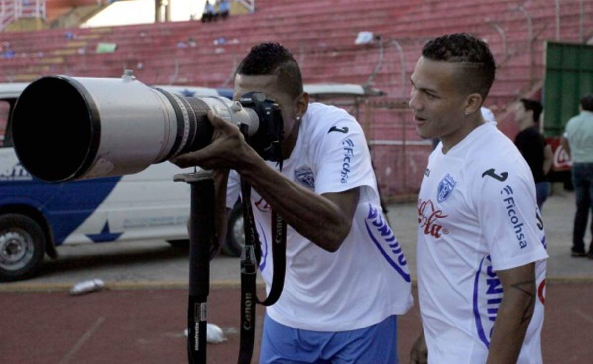 Costly se solidariza con Arnold Peralta