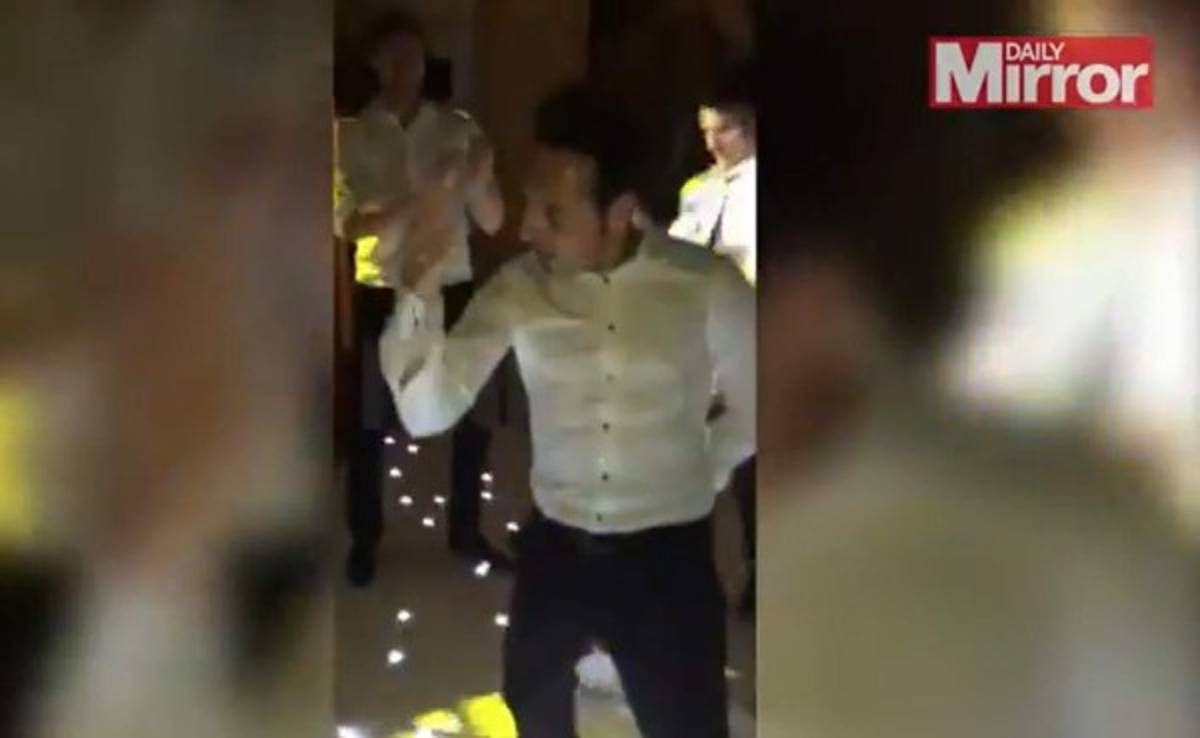 VIDEO: Santi Cazorla se roba el show en fiesta del Arsenal