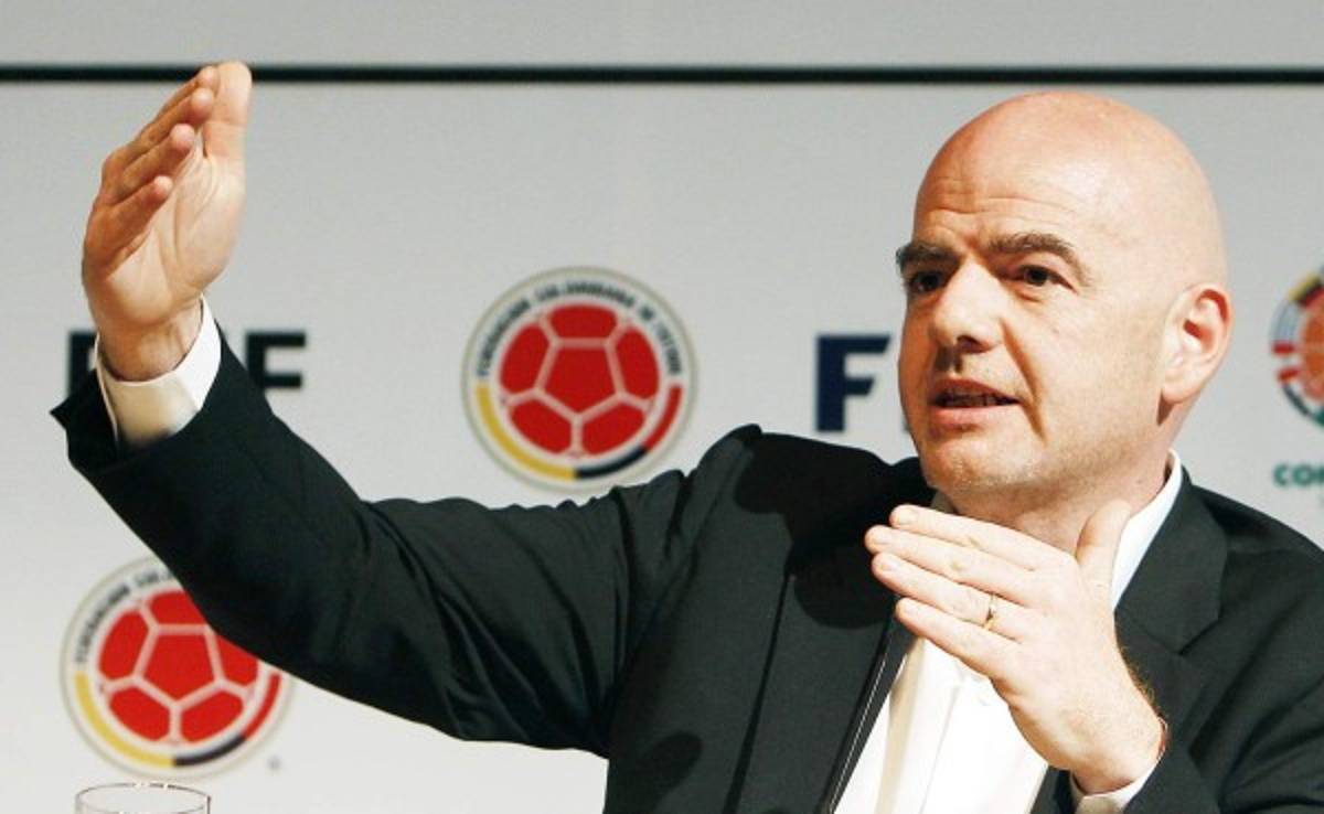 Documentos muestran actuación correcta de Infantino en venta derechos televisión