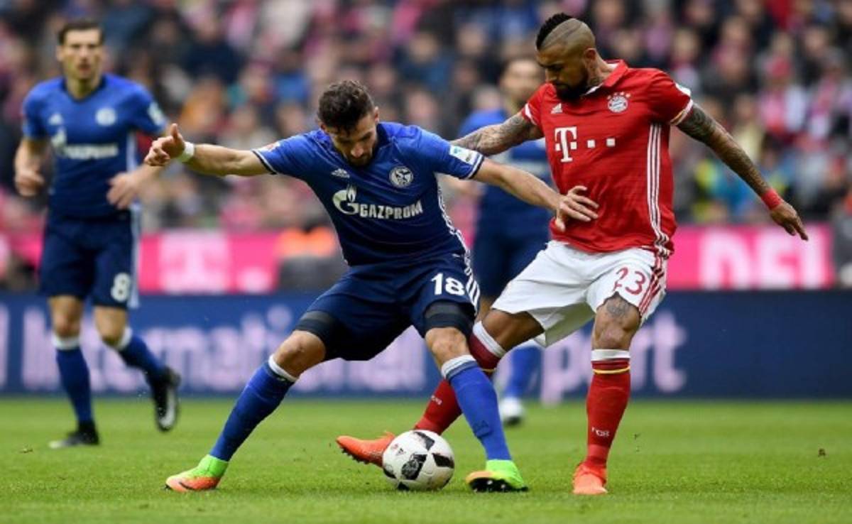 Bayern no pudo derrotar al Schalke como local pero continúa líder