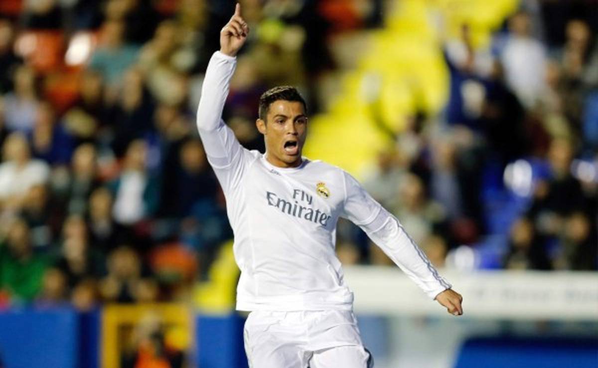 Cristiano acorta diferencias con Suárez; Aduriz se exhibe con un 'triplete'