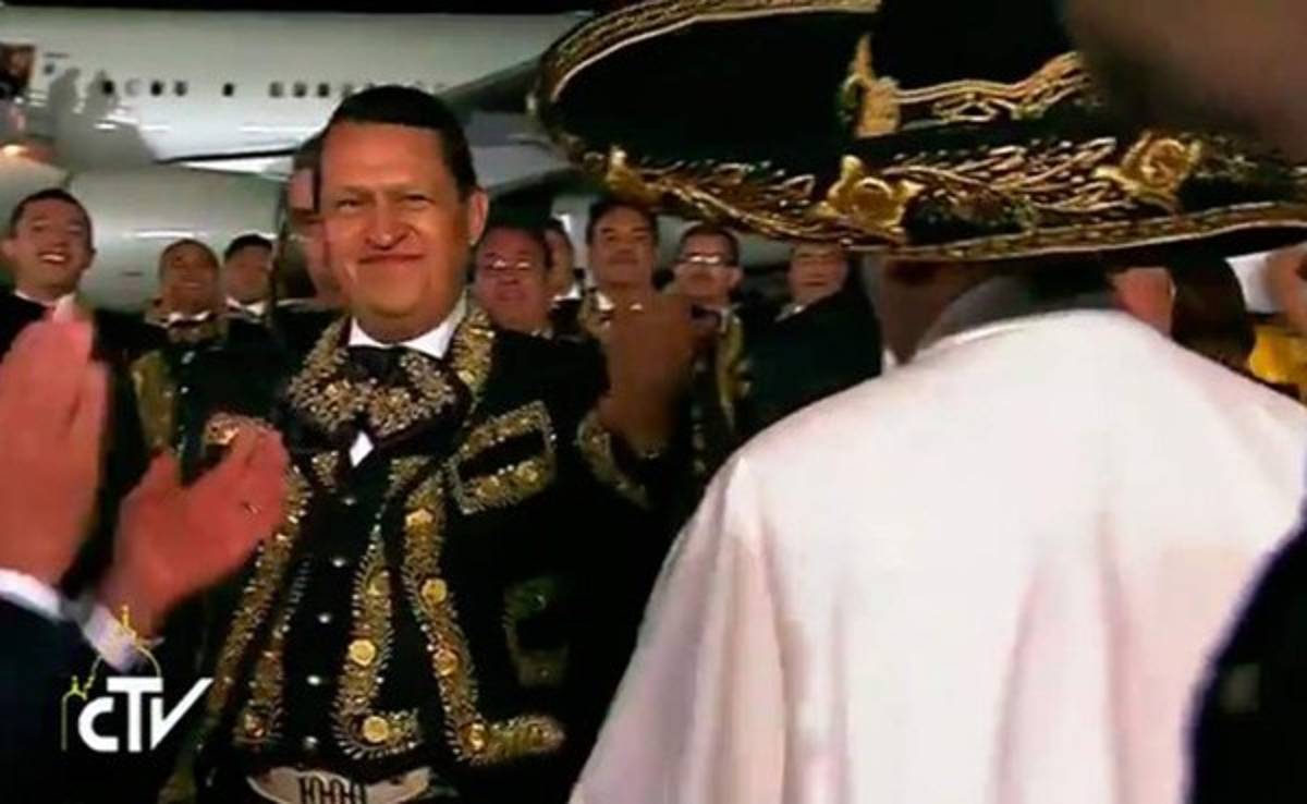 VIDEO: El cálido recibimiento de los mexicanos al Papa Francisco