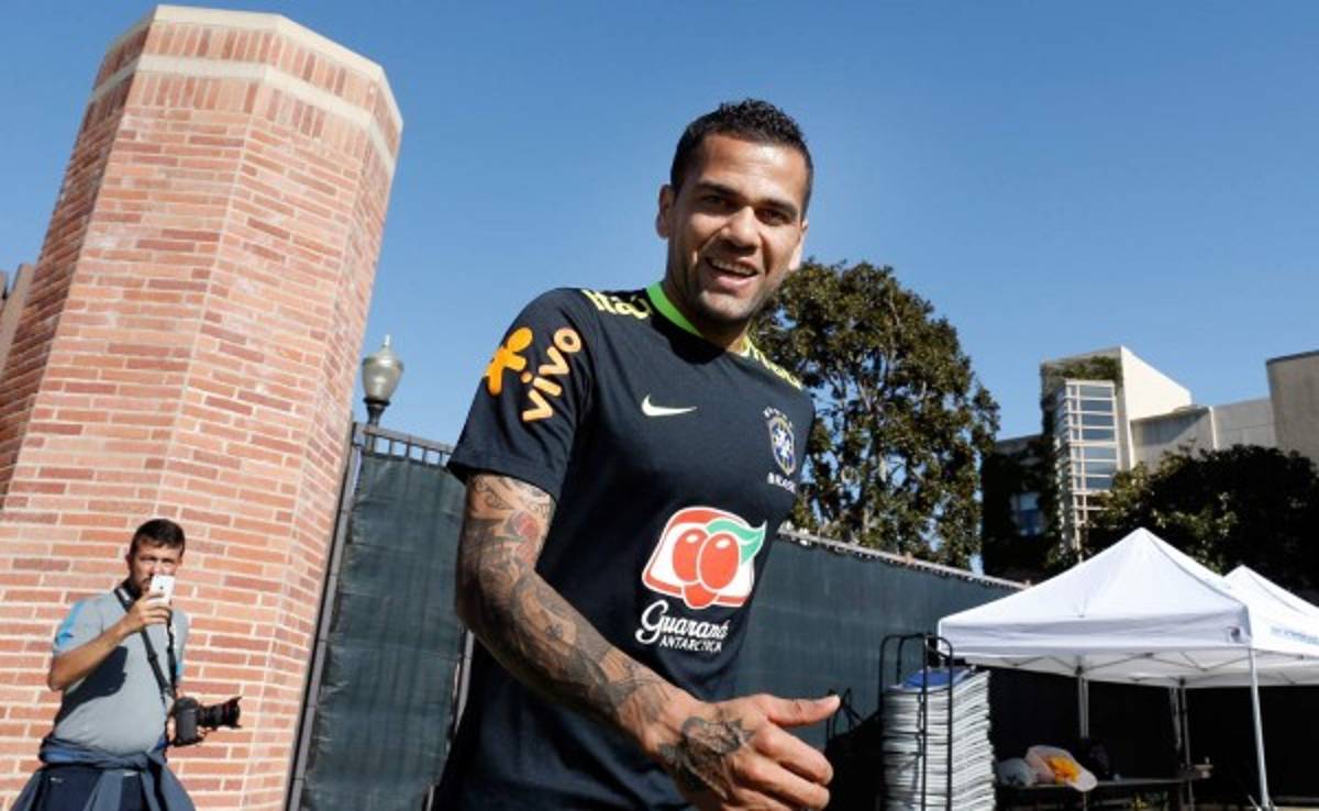 Dunga: 'A Dani Alves le irá fantásticamente en la Juventus'