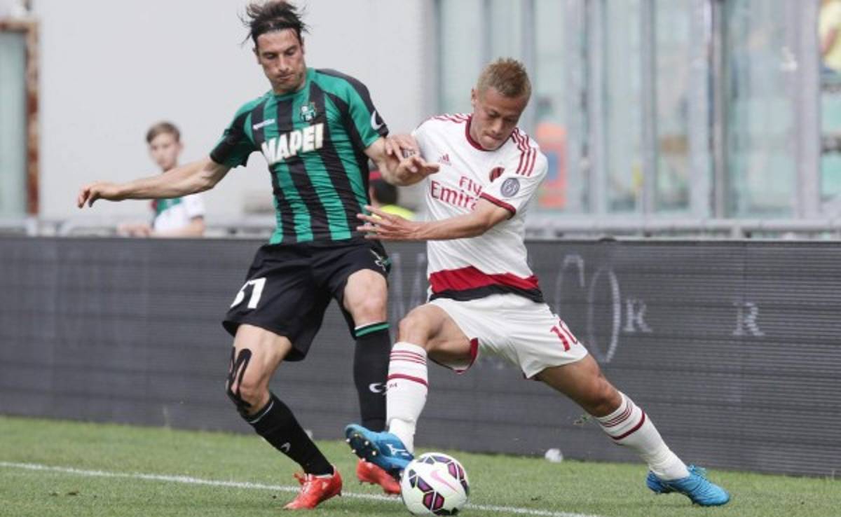 AC Milan cayó ante Sassuolo y se despide de competiciones europeas