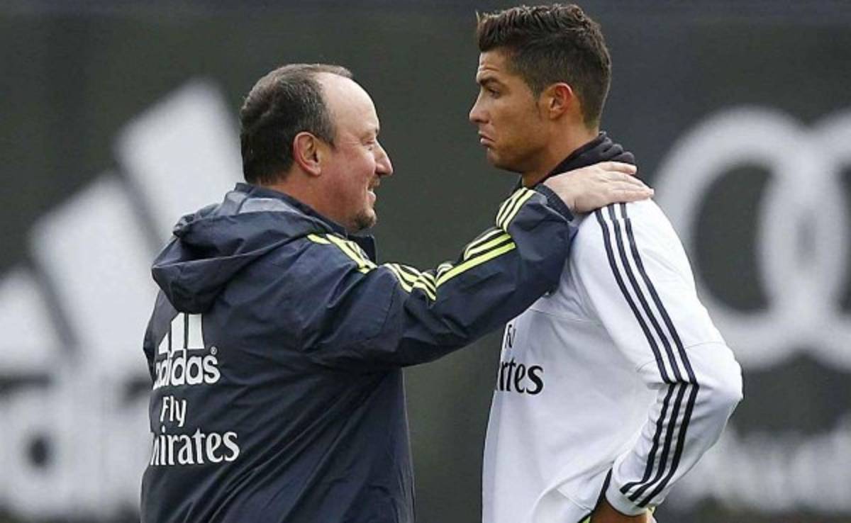 Gerrard cree que relación entre Benítez y estrellas Real Madrid 'está rota'