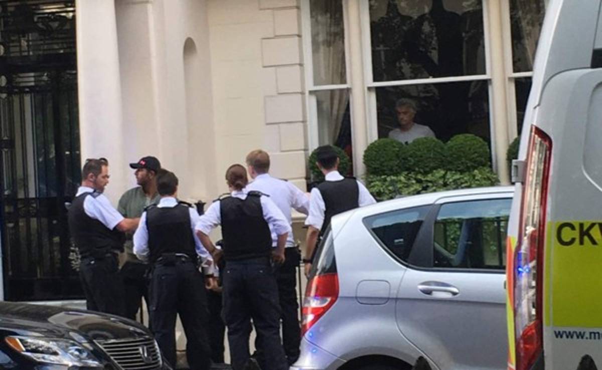 Mourinho vivió momentos de terror luego que un ladrón intentó asaltar su casa