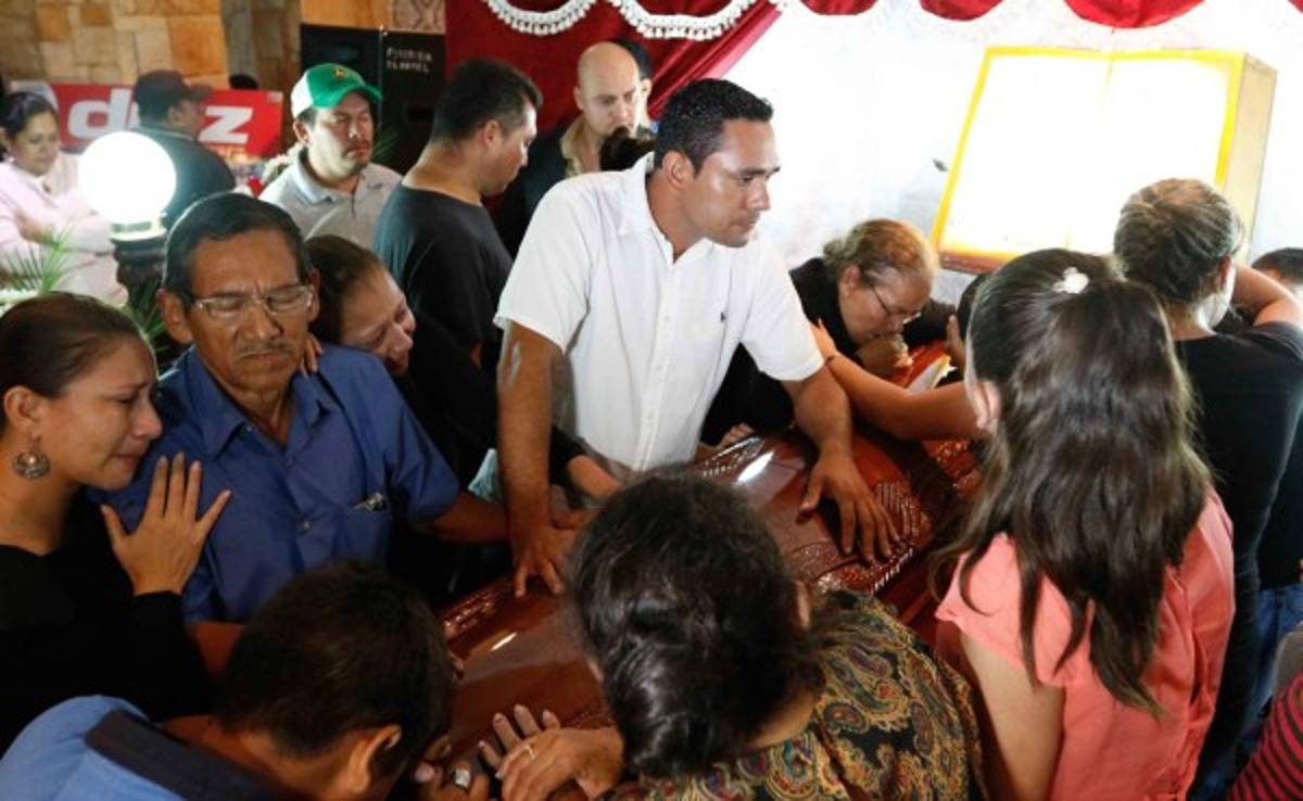 Restos de Walter López ya están siendo velados en Ocotepeque