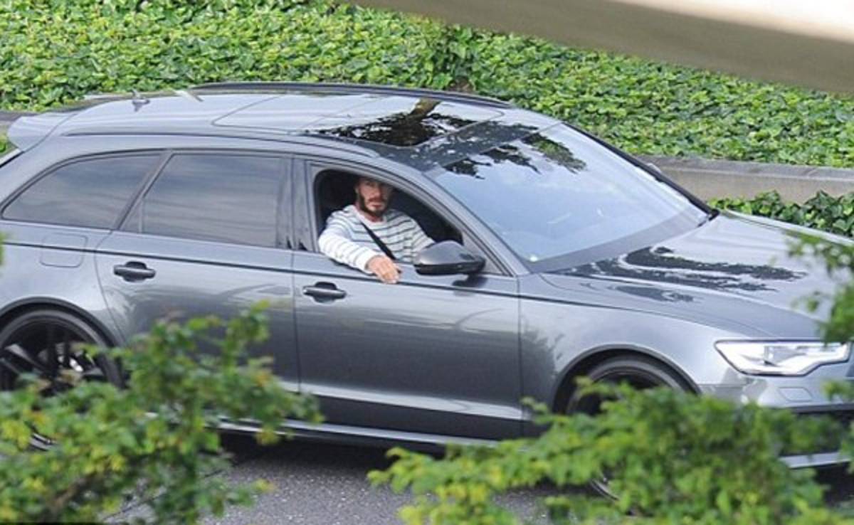 Beckham destruyó parcialmente su auto por choque en Londres